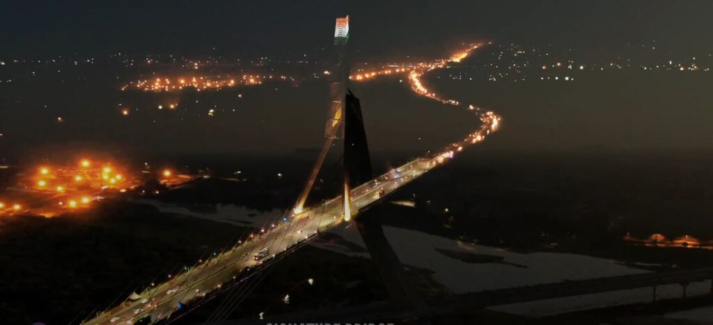 Signature Bridge Delhi night view