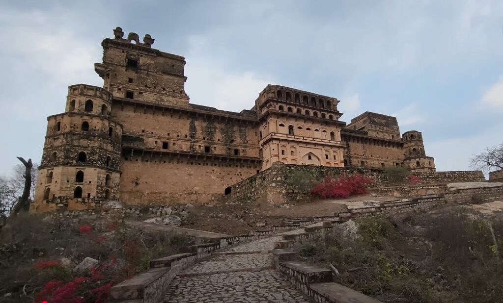 Garh kundar Fort