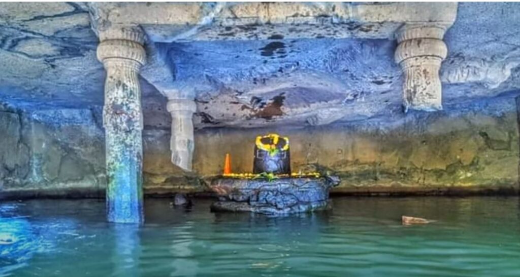 Kedareshwar Cave Temple